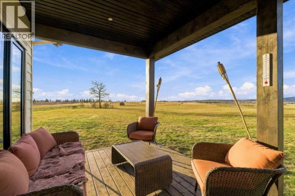Foyer - 275221 Horse Creek Road, Rural Rocky View County, AB T4C2Z9 Photo 4