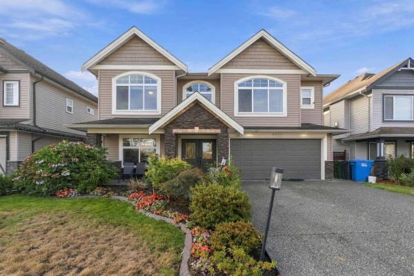 Residential for sale at 2753 Carriage Court, Abbotsford, BC - MLS® CsEMKG