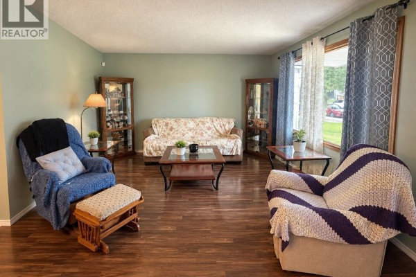 Dining room - 2754 Mackay Street, Regina, SK S4R1A6 Photo 2