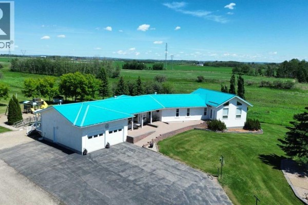 3pc Bathroom - 27556 Township Road 372, Rural Red Deer County, AB T4G0M5 Photo 2