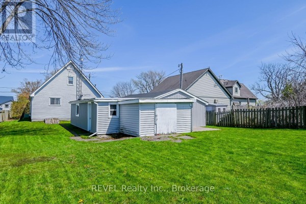 Primary Bedroom - 2757 North Shore Drive, Haldimand, ON N0A1K0 Photo 4