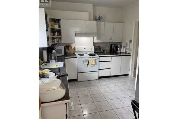 2758 Horley Street, Vancouver, BC V5R4R8 Photo 4