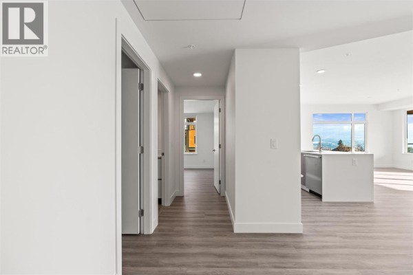 Full ensuite bathroom - 2760 Olalla Road Unit# 207, West Kelowna, BC V1Z2A9 Photo 5