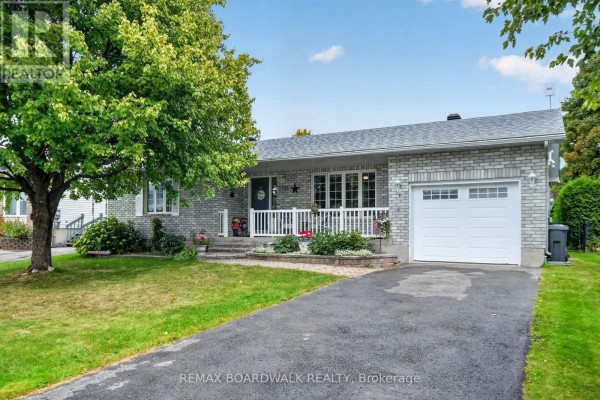 Sunroom - 2762 Julie Street, Clarence Rockland, ON K4K1M2 Photo 5