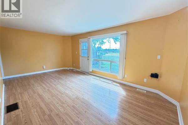 Bedroom - 2763 Meadowbrook Lane Unit# 14, Windsor, ON N8T2Y6 Photo 4