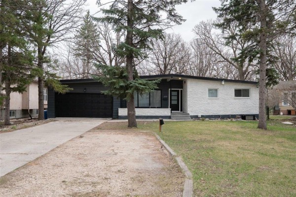 Eat in kitchen - 277 Oakdale Drive, Winnipeg, MB R3R0Z6 Photo 2