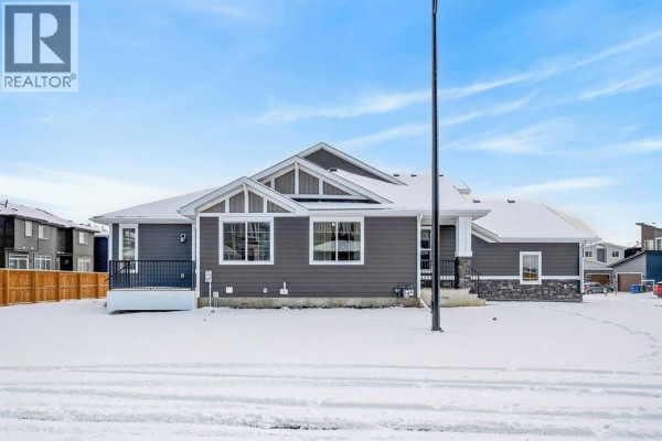 Living room - 277 Waterford Way, Chestermere, AB T1X2Z6 Photo 4