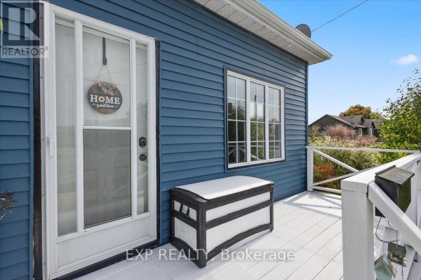 Primary Bedroom - 27754 Kerwood Road, Adelaide Metcalfe, ON N0M2B0 Photo 4