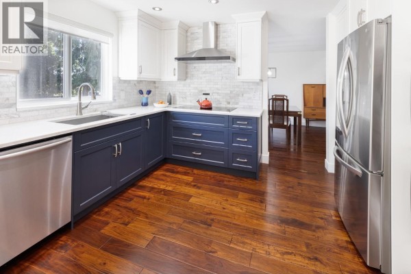 2776 Westlake Drive, Coquitlam