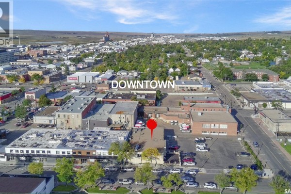 278 1st Avenue Ne, Swift Current, SK S9H2B4 Photo 3
