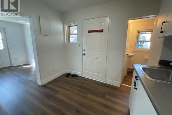 278 Mountain Street, Sudbury, ON P3B2T7 Photo 4