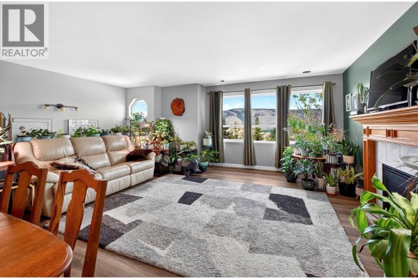Den - 2781 Skeena Drive, Kamloops, BC V2E2M9 Photo 3