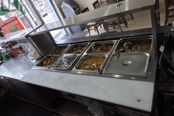 2789 Danforth Avenue, Toronto, ON M4C1L9 Photo 5