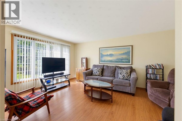 279 Highway 5, St  George, ON, photo 3