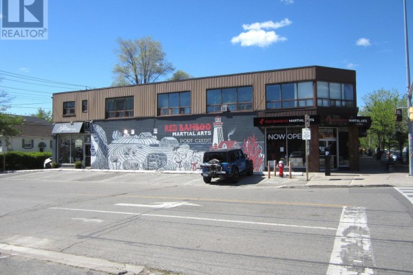 279 Lakeshore Road E, Mississauga, ON L5G1G8 Photo 5