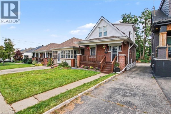 279 Ottawa Street S, Hamilton, ON, photo 3