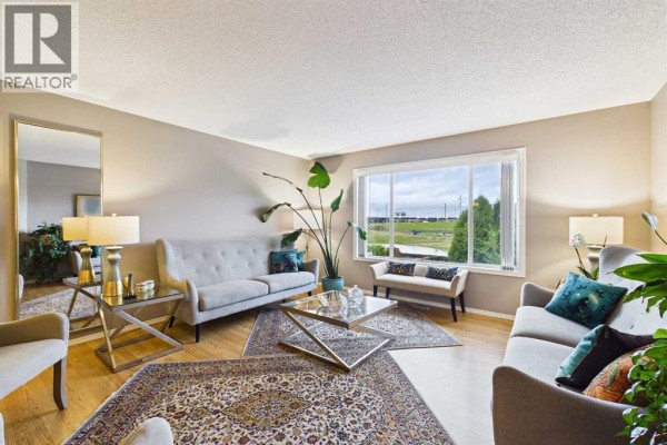 Pantry - 279 Valley Brook Circle Nw, Calgary, AB T3B5S4 Photo 5