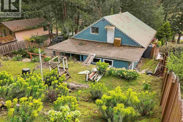 279 Wood Dale Drive, Mayne Island, BC V0N2J2 Photo 5