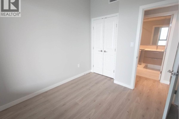 27xx 5938 Olive Avenue, Burnaby, BC V5H0M6 Photo 5