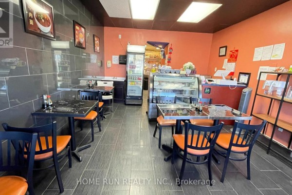 28 - 174 Colonnade Road, Ottawa, ON K2E7J5 Photo 3