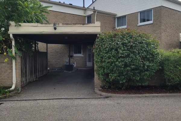 28 - 415 Morgan Avenue, Kitchener, ON N2A2V6 Photo 2