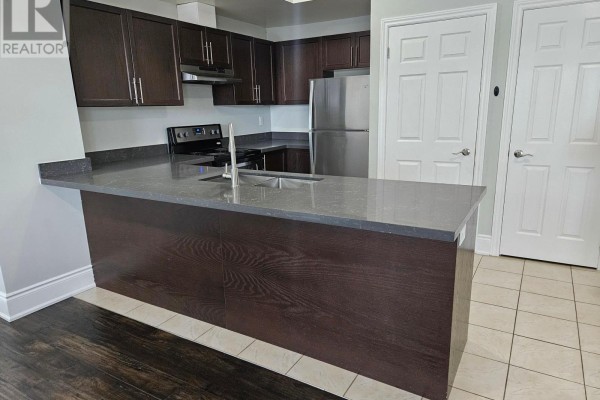 Kitchen - 28-04 - 2420 Baronwood Drive, Oakville, ON L6M0J7 Photo 3