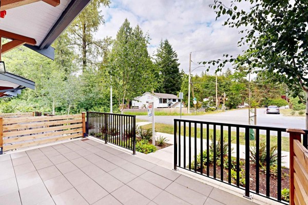 28 10527 155 Street, Surrey, BC, photo 3