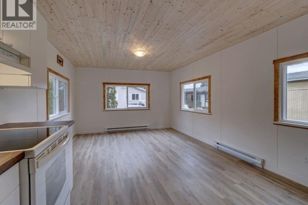28 1413 Sunshine Coast Highway, Gibsons, BC V0N1V5 Photo 5