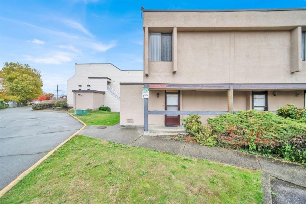 28 17702 60 Avenue, Surrey, BC V3S1V2 Photo 3