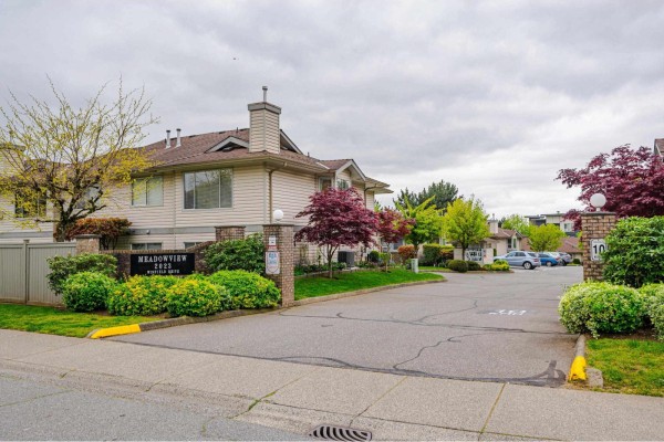 28 2023 Winfield Drive, Abbotsford, BC V3G1K5 Photo 4