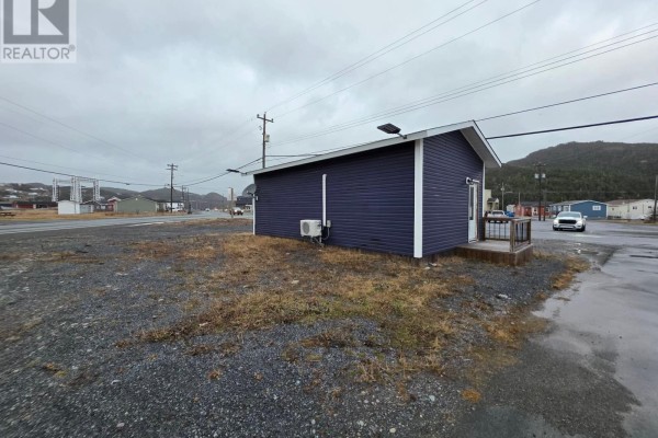 28-30 Prince William Drive, Placentia, NL A0B2Y0 Photo 4