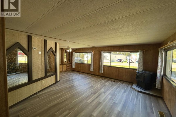 Primary Bedroom - 28 3656 Hilborn Road, Quesnel, BC V2J3P7 Photo 5