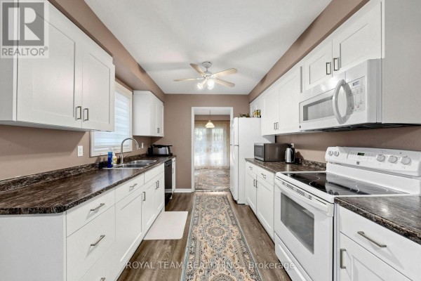 Kitchen - 28 Ailsa Drive, Georgina, ON L4P3N5 Photo 4