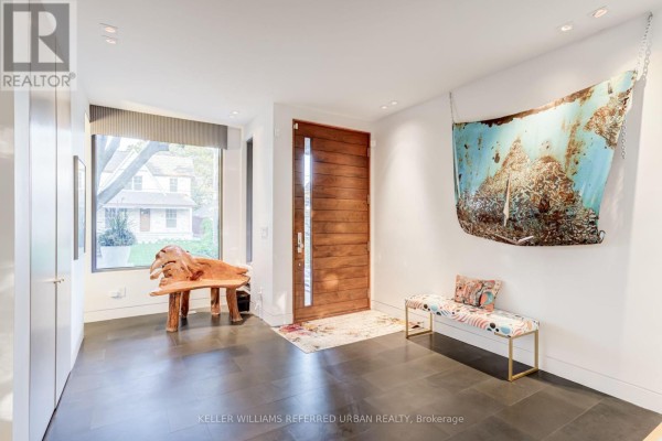 Dining room - 28 Beaucourt Road, Toronto, ON M8Y3G2 Photo 3