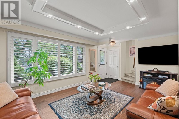 28 Black Knight Road, St  Catharines, ON L2N3C1 Photo 4