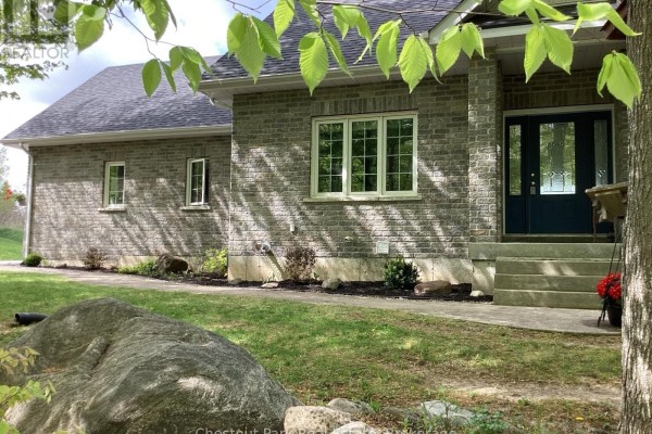 28 Boyd Crescent, Oro Medonte, ON, photo 3