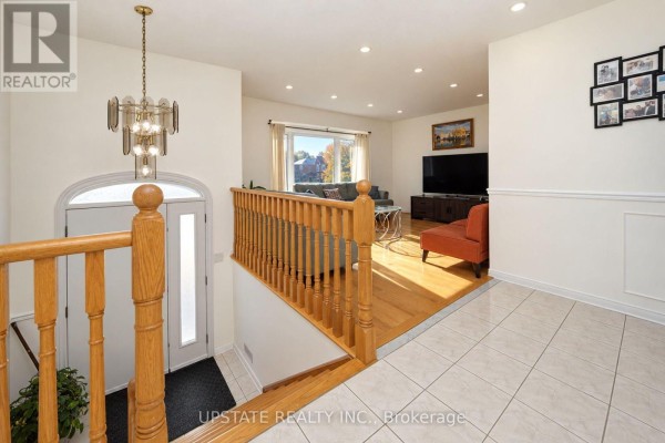 Dining room - 28 Braemore Road, Brampton, ON L6X1E5 Photo 2