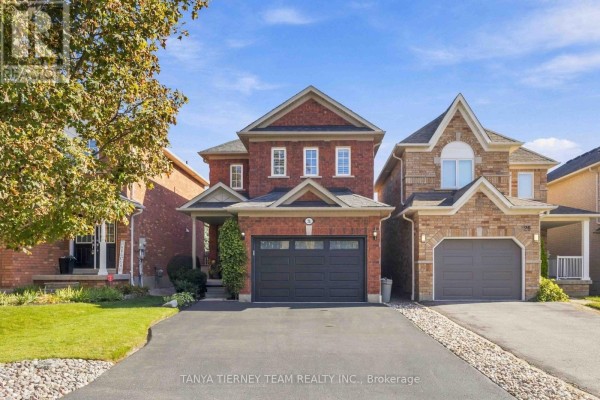 28 Castle Green Drive, Whitby, ON, photo 2