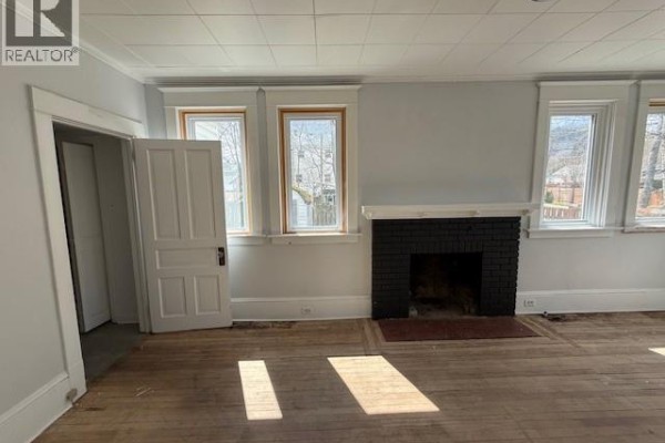 4pc Bathroom - 28 Dufferin Street, Campbellton, NB E3N2N2 Photo 5