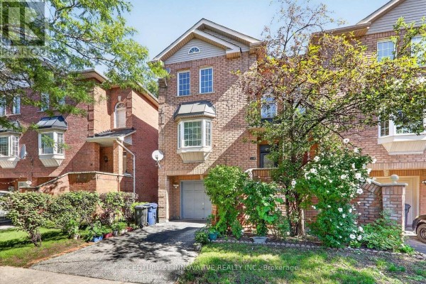 28 Eli Shackleton Court, Toronto, ON, photo 2