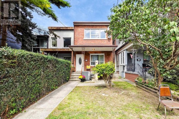 Bedroom - 28 Garden Avenue, Toronto, ON M6R1H6 Photo 2