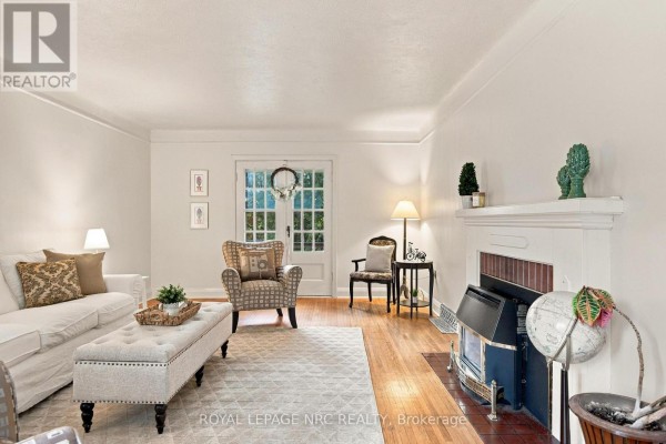 Office - 28 Glenridge Avenue, St  Catharines, ON L2R4W6 Photo 5