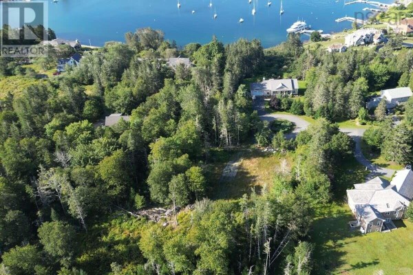 28 Juniper Ridge, Glen Haven, NS B3Z2V8 Photo 3
