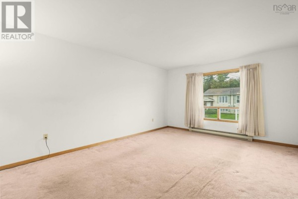 2pc Bathroom - 28 Kindling Crescent, Middle Sackville, NS B4E2T9 Photo 4
