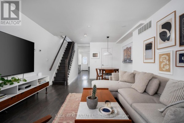 Primary Bedroom - 28 Macklem Avenue, Toronto, ON M6J3M2 Photo 4