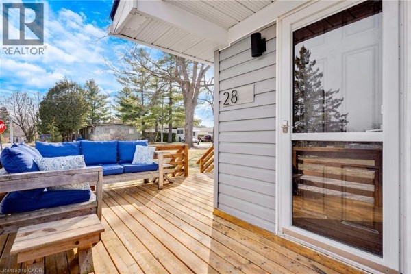 5pc Bathroom - 28 Macpherson Crescent, Flamborough, ON N0B2J0 Photo 5