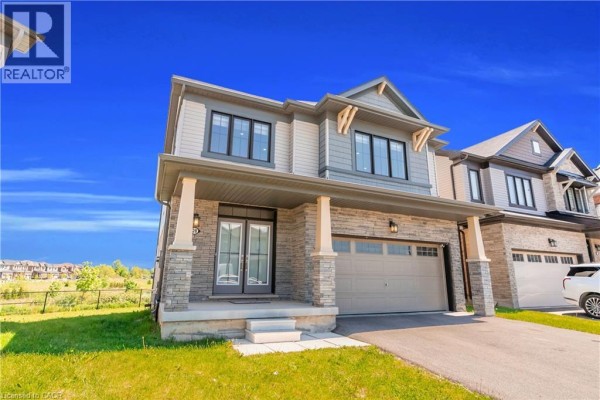 28 Magdalena Street, Stoney Creek, ON, photo 2