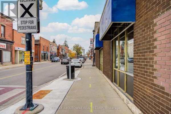 28 Mill Street E, Halton Hills, ON L7J1H2 Photo 4