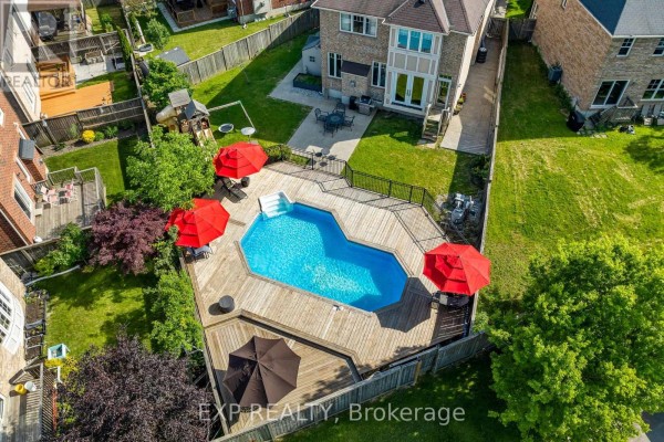 28 Ohara Lane, Hamilton, ON, photo 2