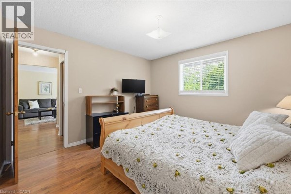 28 Rousseaux Street, Hamilton, ON, photo 2